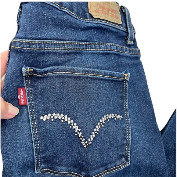 Levi Perfectly Slimming 512 Bootcut Blue Jeans. Metal Stud Pockets. 8 Short - Picture 5 of 6